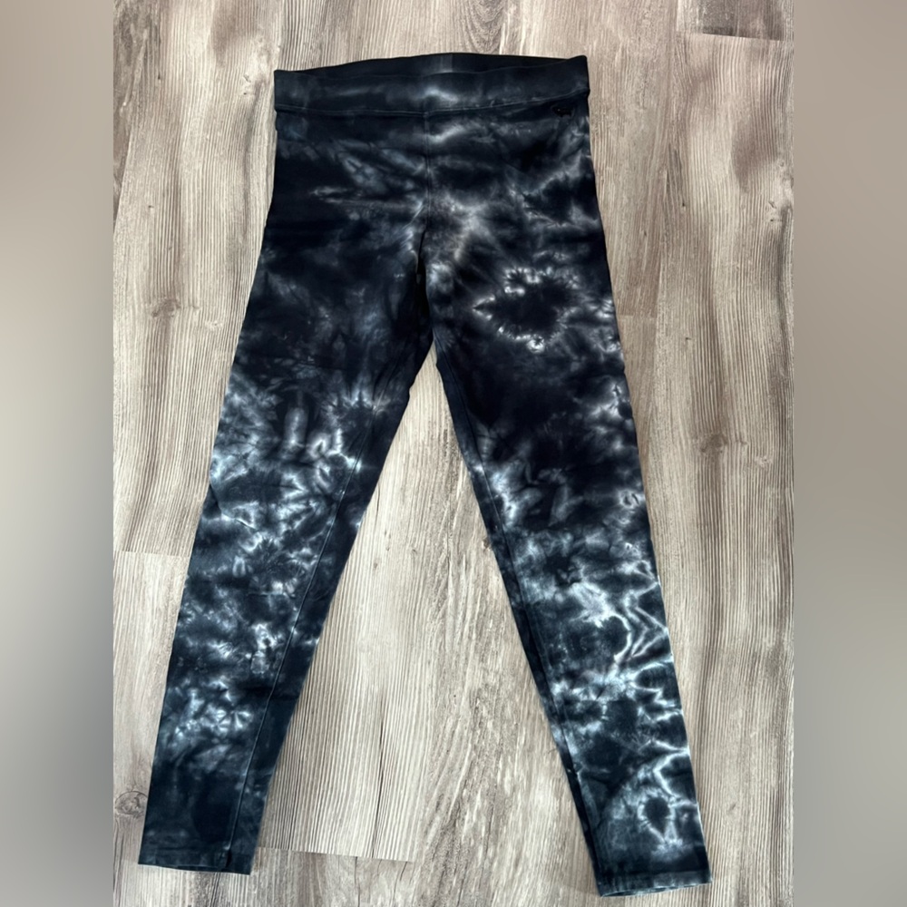 Victoria’s Secret PINK leggings